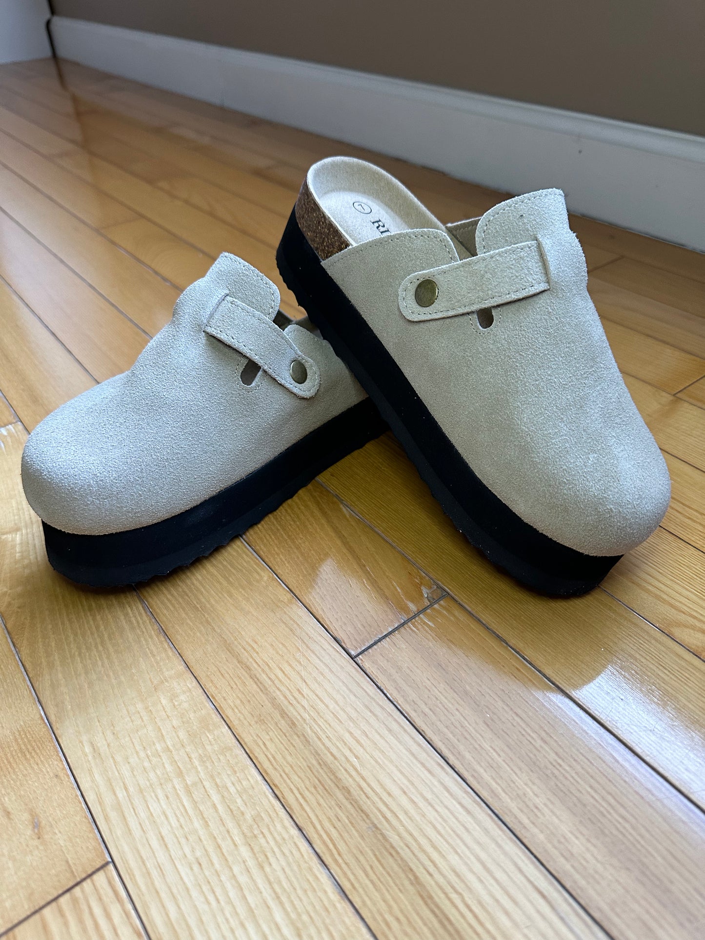 Everyday Clogs
